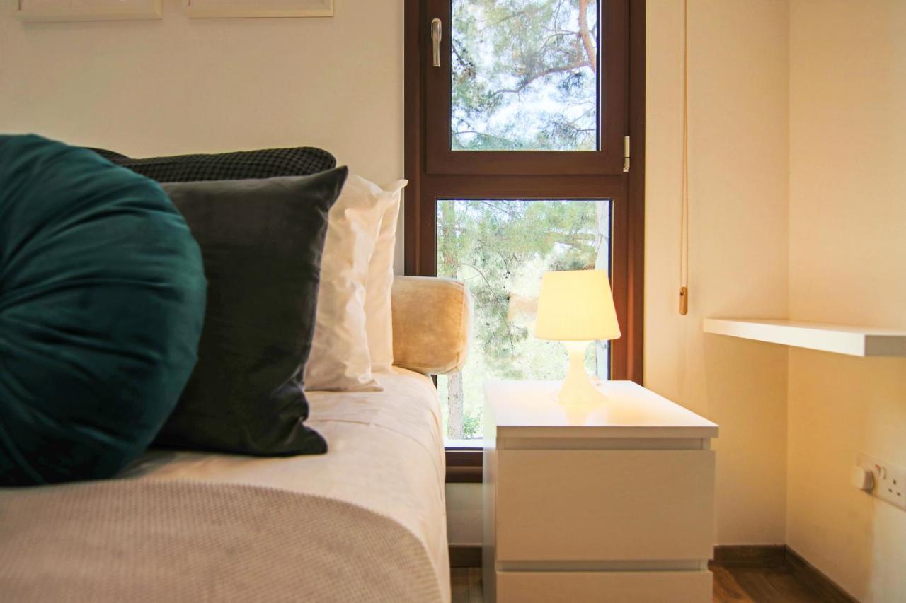 Phaedrus Living: Forest View Luxury Villa Chantara Foini Εξωτερικό φωτογραφία
