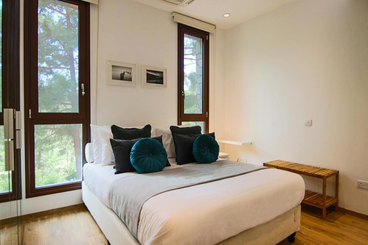 Phaedrus Living: Forest View Luxury Villa Chantara Foini Εξωτερικό φωτογραφία